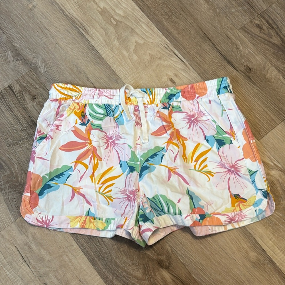 Hurley Women’s Floral Print Shorts – Size Large